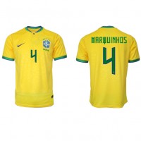 Koszulka piłkarska Brazylia Marquinhos #4 Strój Domowy MŚ 2022 tanio Krótki Rękaw